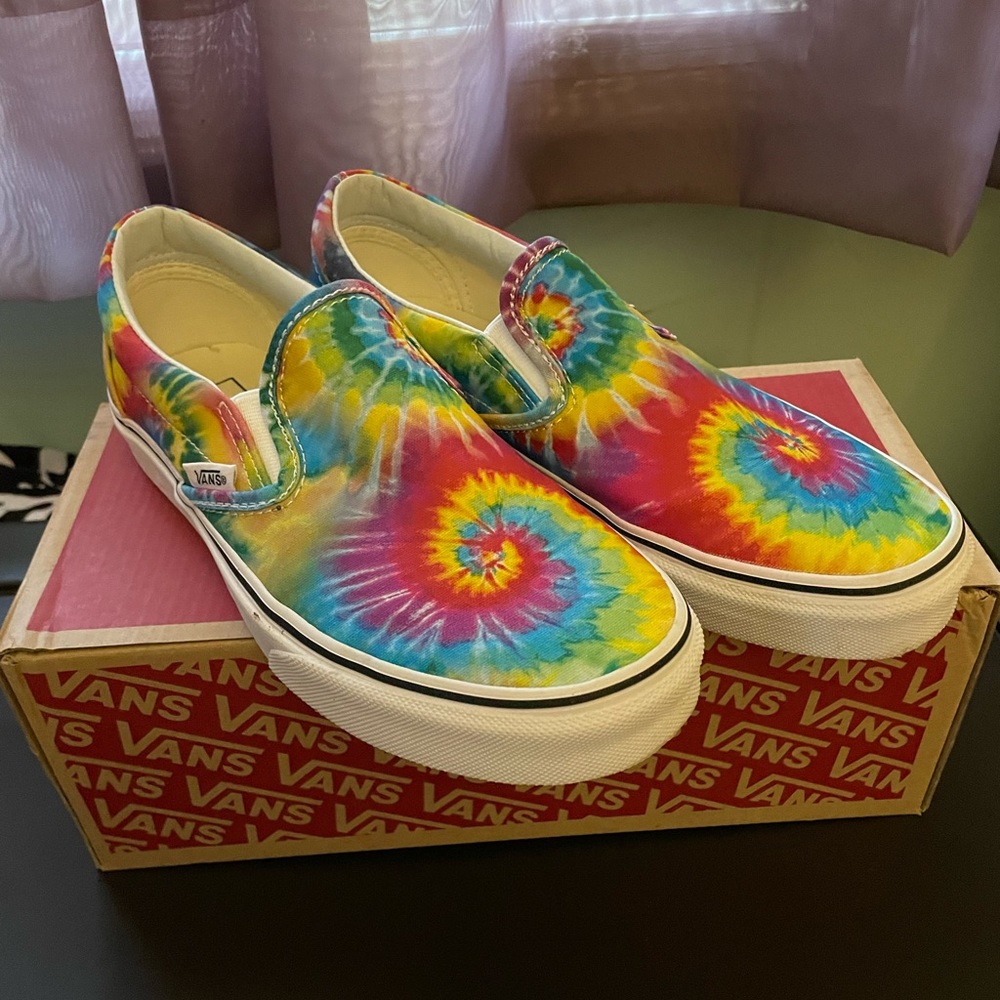 Vans Classic Festival tie dye Slip ons